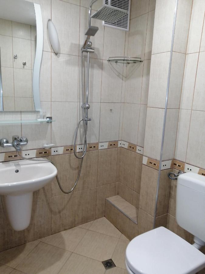 Yanakiev'S Central Apartment Burgas Exterior foto